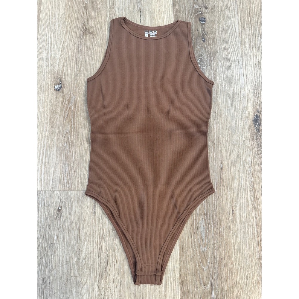 OQQ Brown Ribbed Racerback Bodysuit Women S High‎ Neck Seamless Sleeveless NWOT